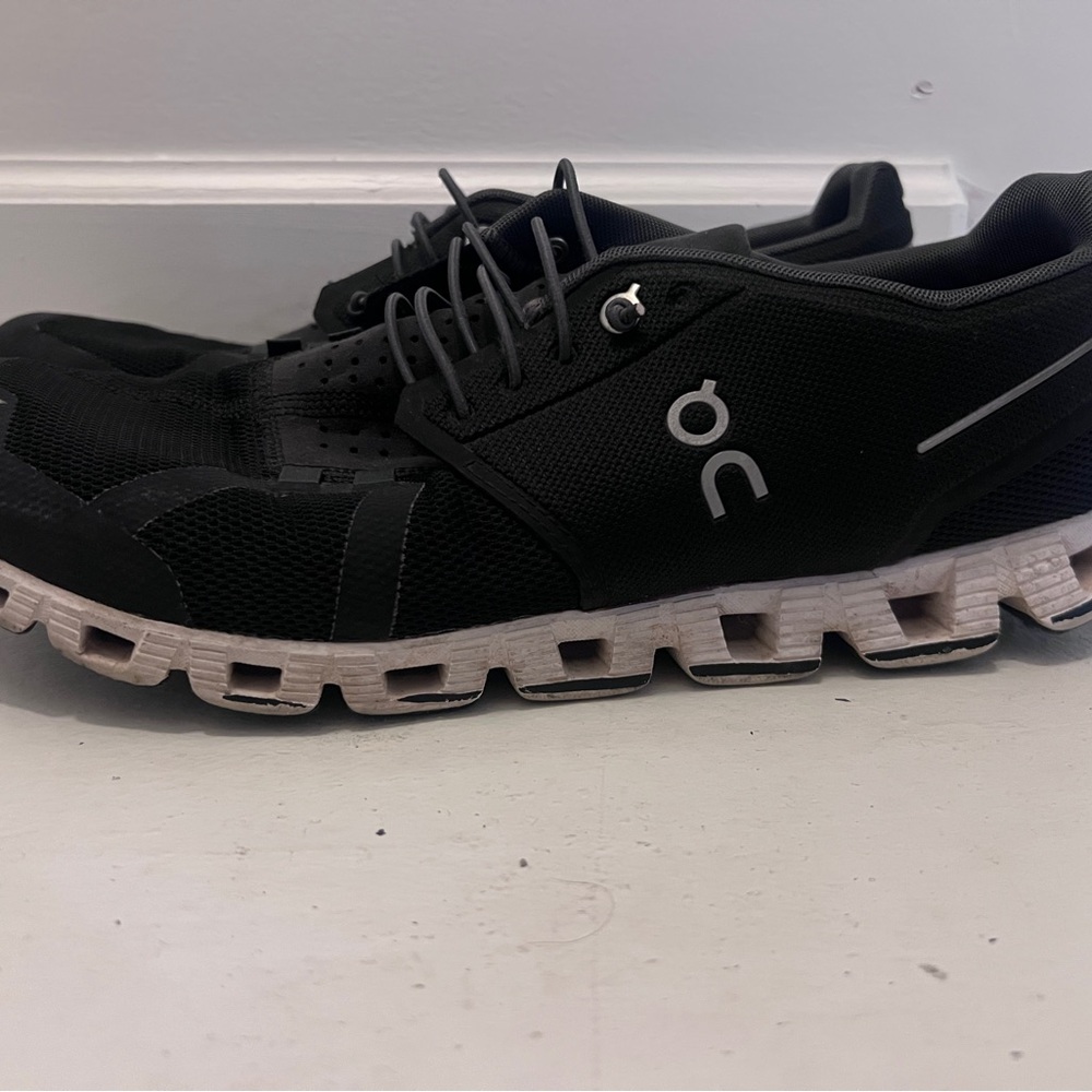 On Running Men's Black and White Athletic Shoes